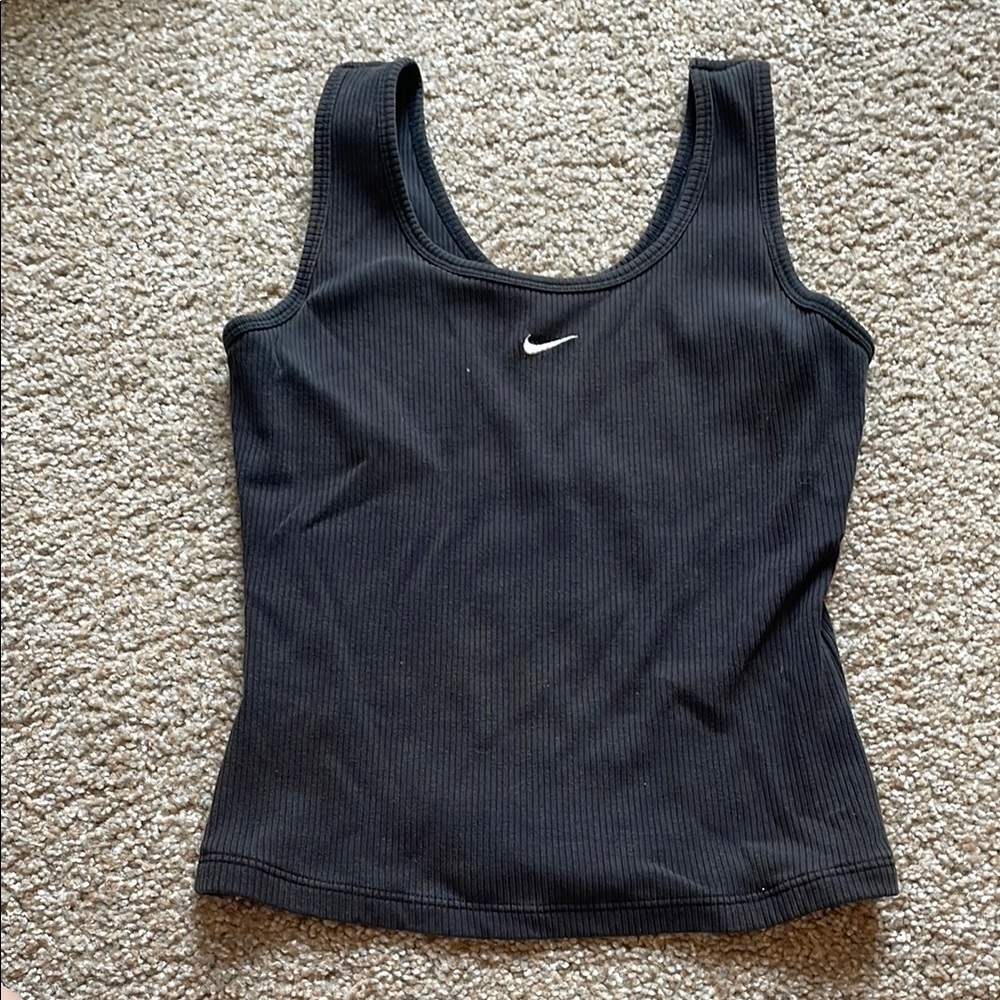 Nike Black Fitted Sleeveless Tank Top